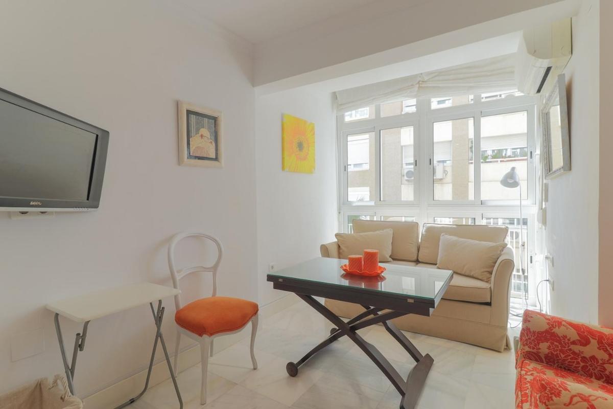 C1 - Seaside Malagueta Central Apartment Malaga Ngoại thất bức ảnh